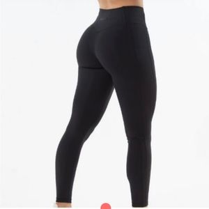 Alphalete Pulse Kinetic Legging small black
